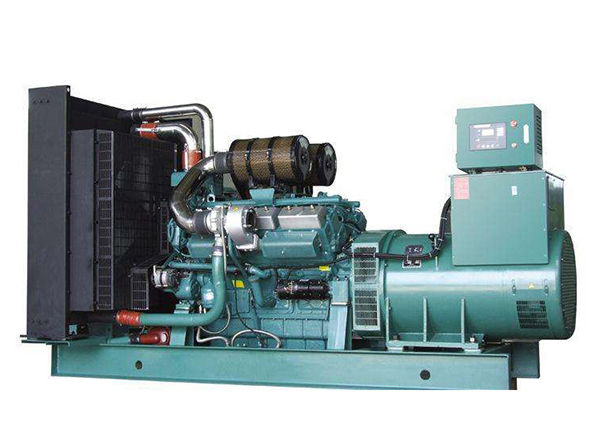 通柴系列800KW柴油發(fā)電機組